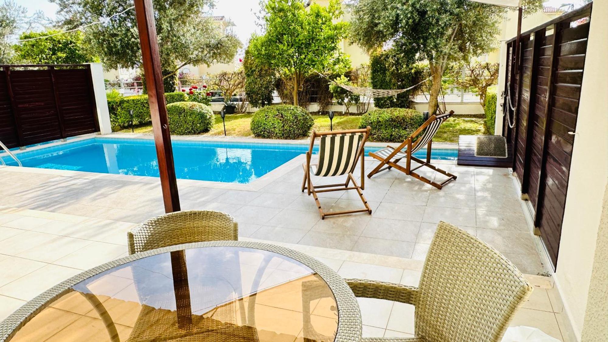 Babylon Luxury Villa With Private Pool And Indoor Heated Pool 시데 외부 사진